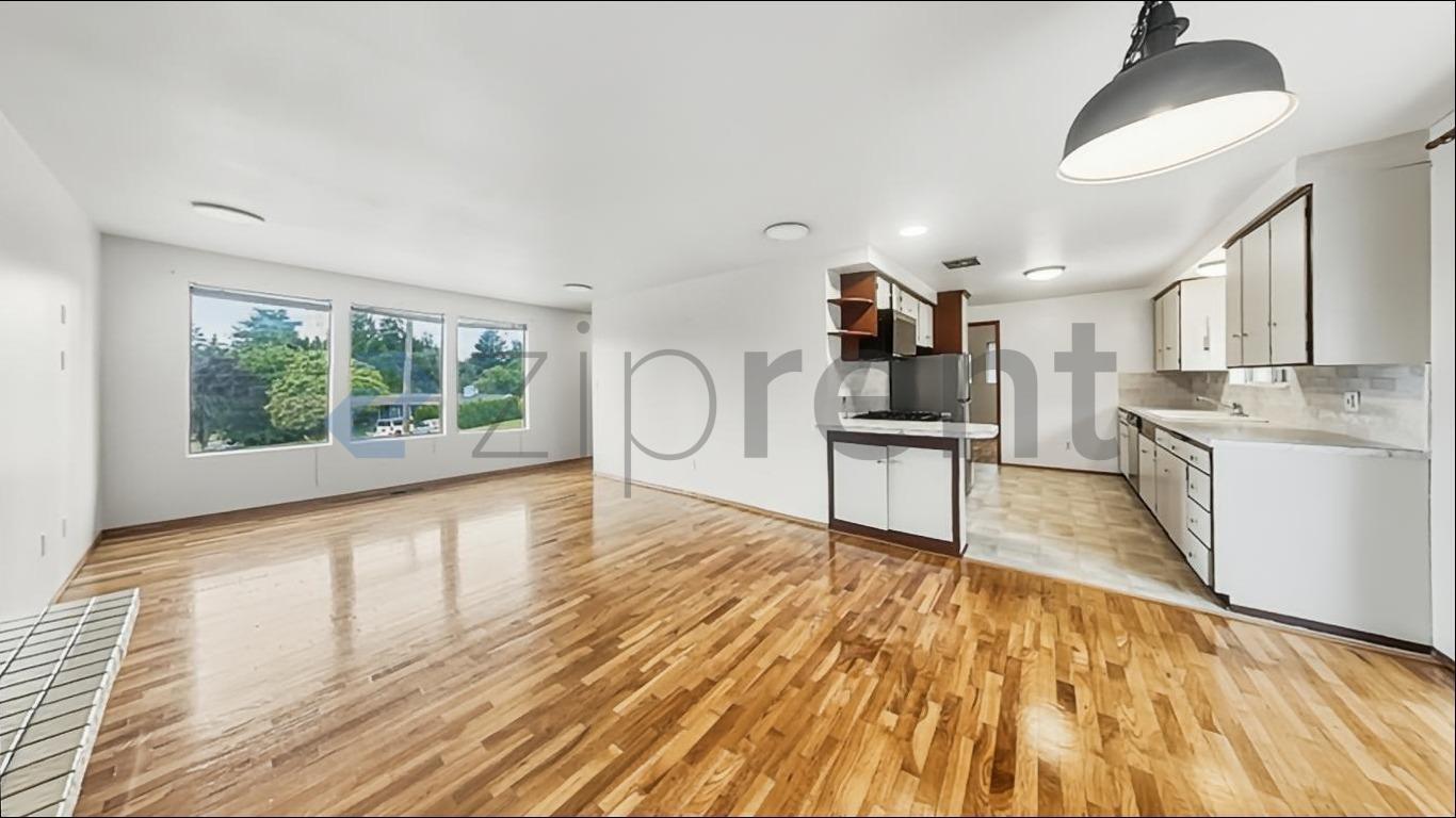 Building Photo - Unit