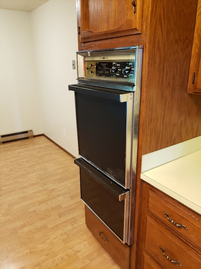 Building Photo - STATUS: PENDING APPLICATION- | R35 |$1895....