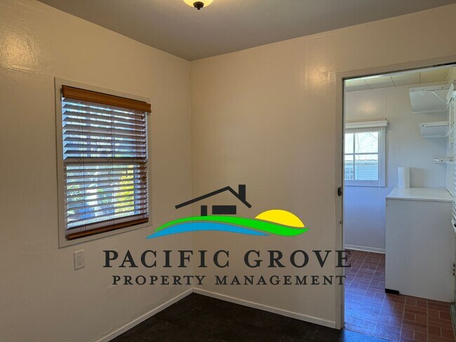 Building Photo - Delightful 3-Bedroom, 2 bath home in Pacif...