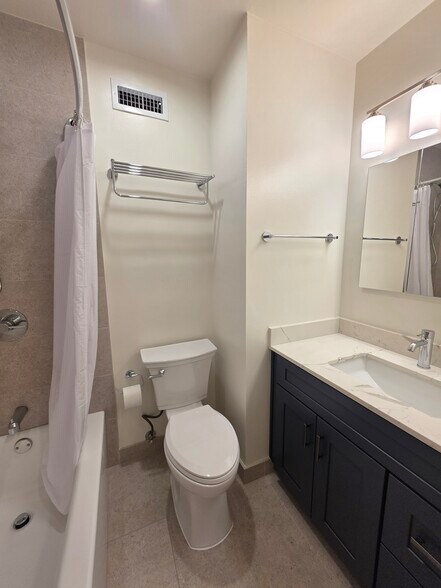 Building Photo - 39685 Lahana Way