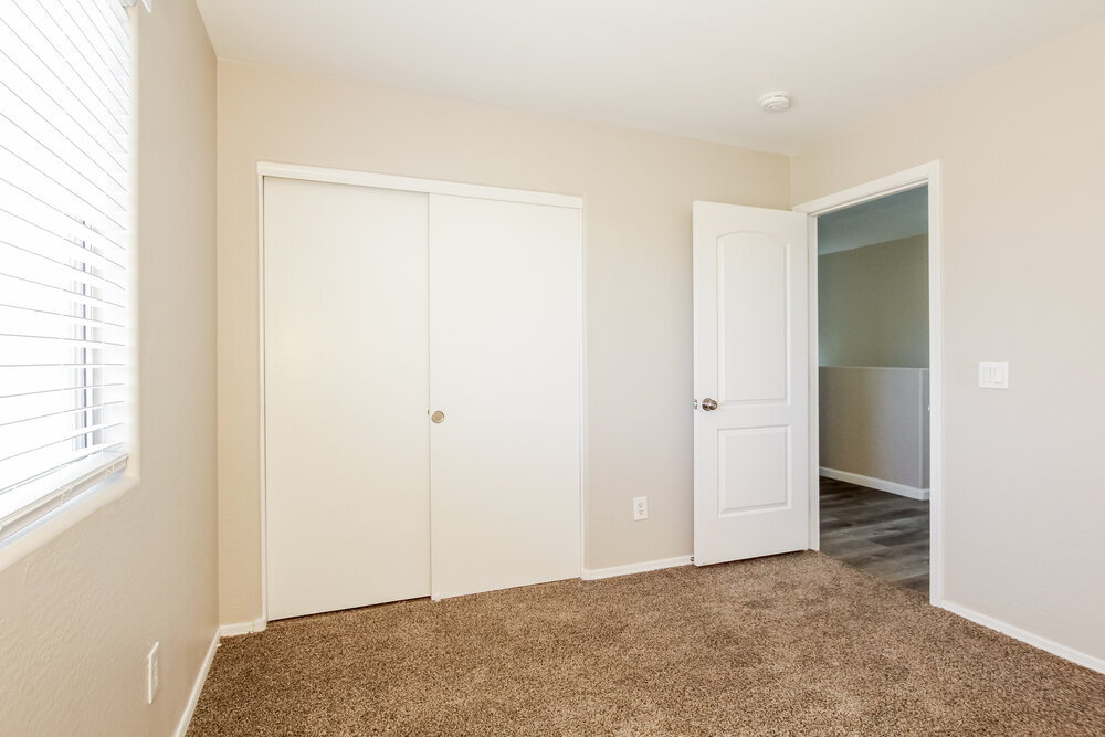 Building Photo - 111 N 65th Dr
