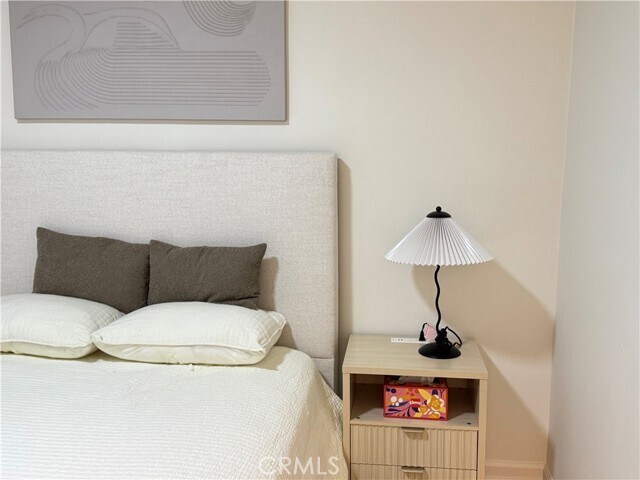 Building Photo - 251 N Oakland Ave