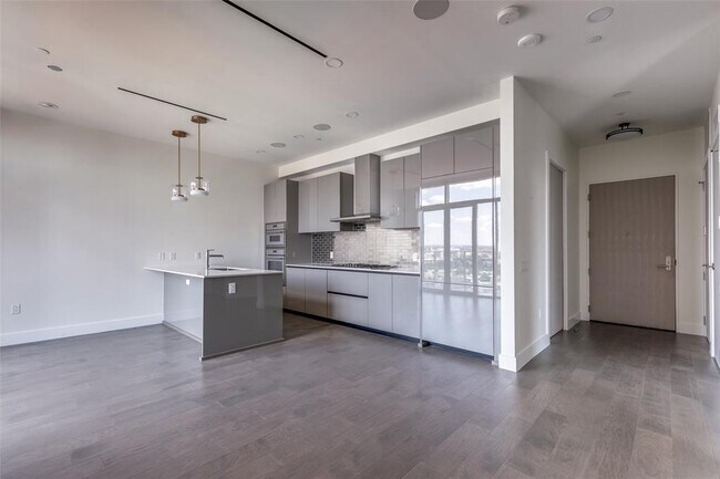 Primary Photo - 123 Lexington Ave