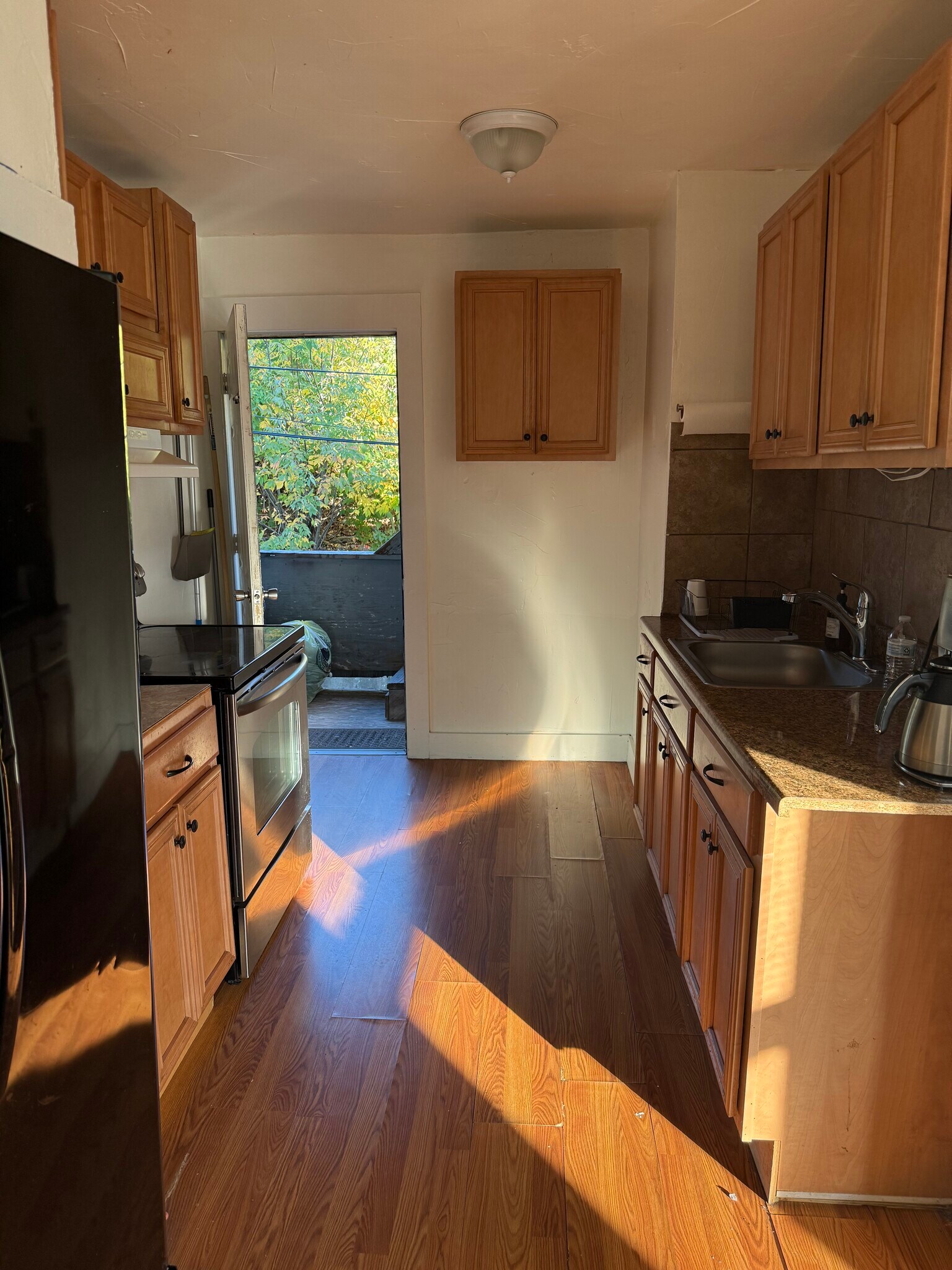 Building Photo - 255 Millbury St