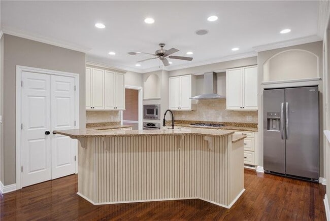 Building Photo - 402 Georgetowne Ct