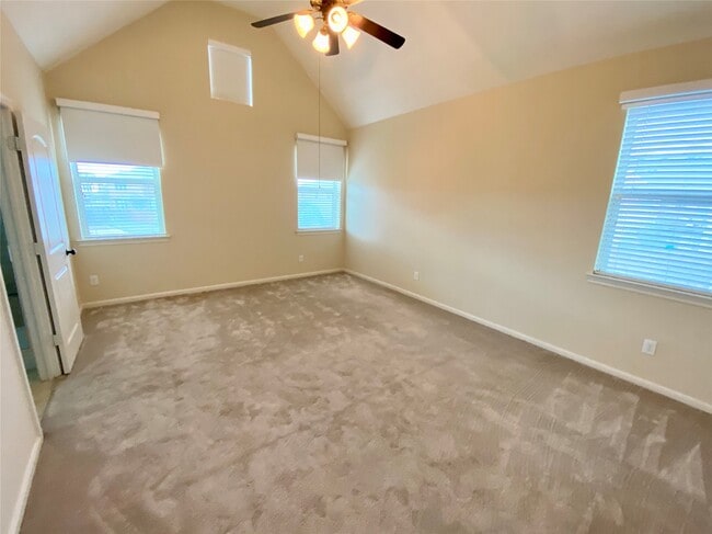 Building Photo - 12147 San Luca St