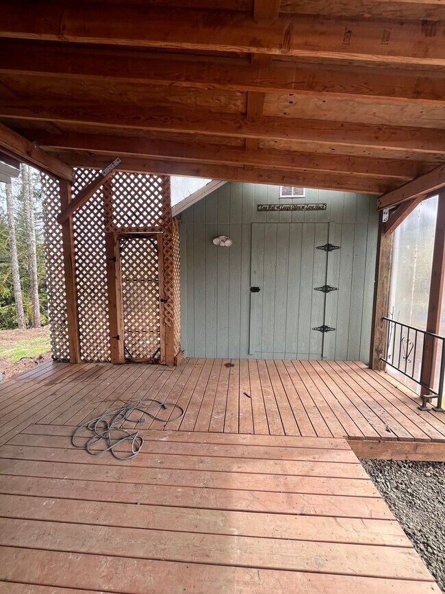 Building Photo - 3-Bedroom 2-Bathroom Home built in 2025