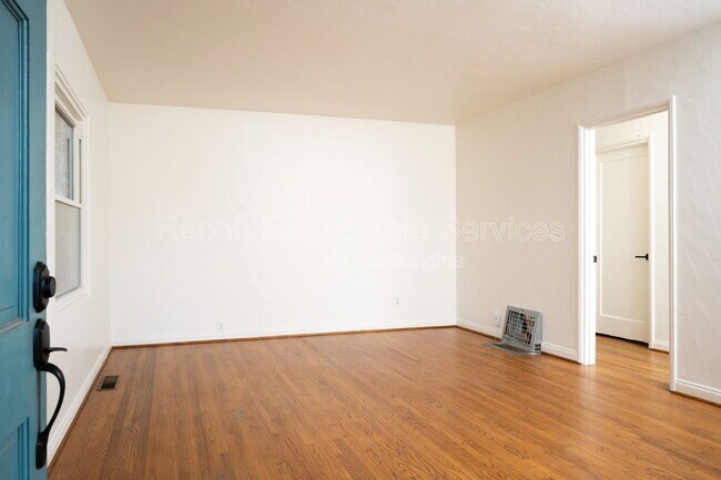 Building Photo - 4405 60th St