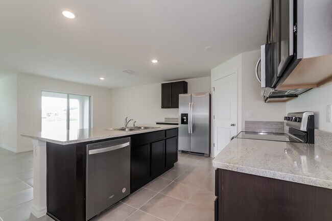 Building Photo - 8578 Triumph Cir