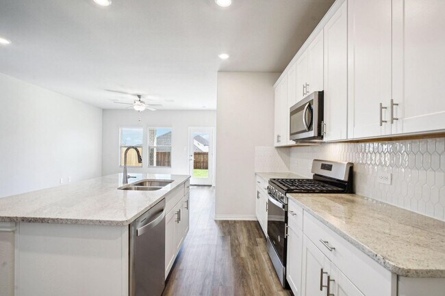Building Photo - Spacious 4-Bedroom McKinney Home with Community Pool & Park