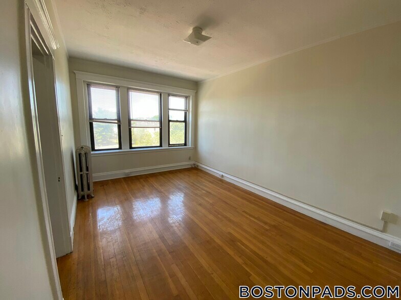 Building Photo - 17-19 Washington St.