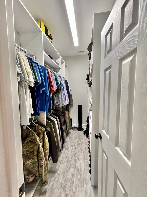 Building Photo - 2100 Pomegranate Ct