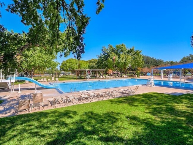 Building Photo - 8505 Bobcat Dr