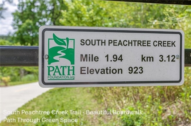 Building Photo - 2090 Emmet Pk Ln