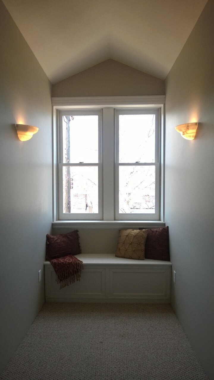 3rd Floor Bedroom or Loft - 1339-2 W North Ave