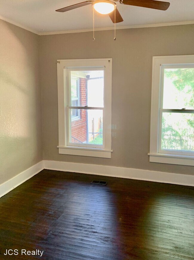 Building Photo - 3 br, 1 bath House - 538 Warner Ave