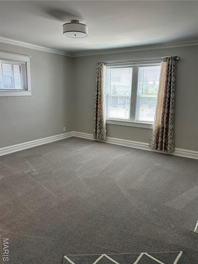 Building Photo - 6607 Clayton Rd