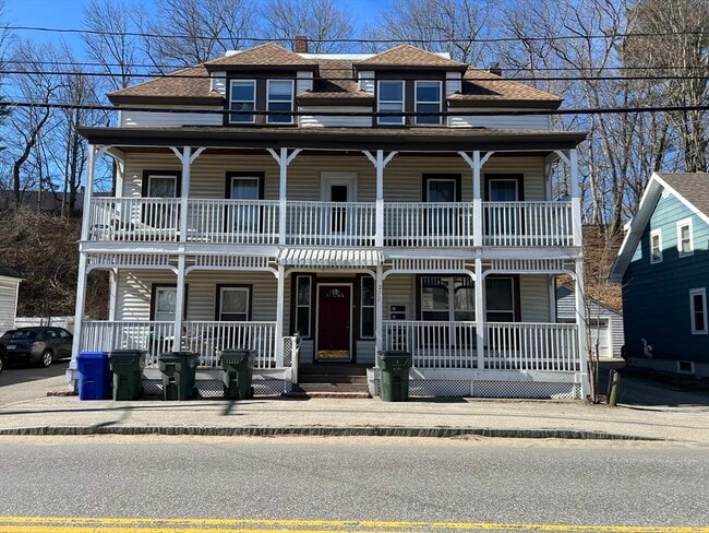 Building Photo - 272 Front St