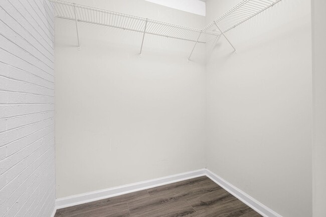 Building Photo - Single Family Home- Walking Distance to NC...