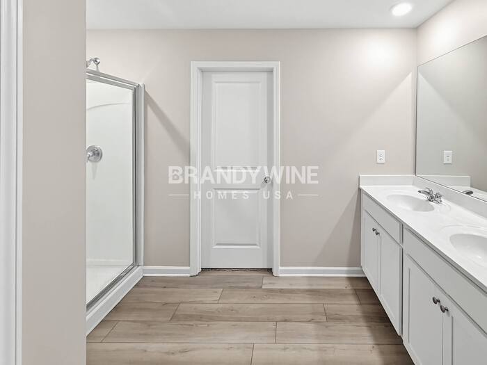 Building Photo - 680 Friesland Dr