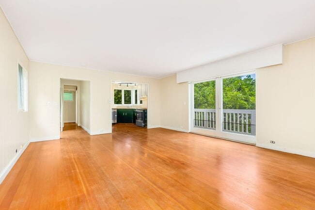Building Photo - Rare Find: Tantalus Rustic Charm: BRAND NEW KITCHEN CABINETS AND COUNTE