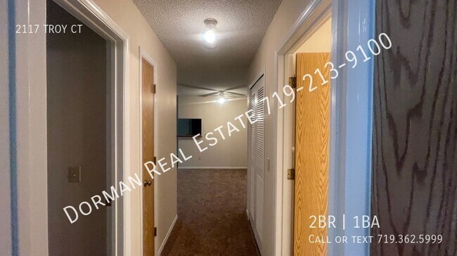 Building Photo - Condo with New Paint