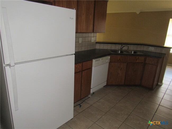 Building Photo - 4301 Elms Run Cir