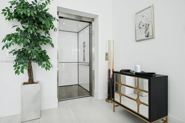 Building Photo - 2628 Marcinski Rd