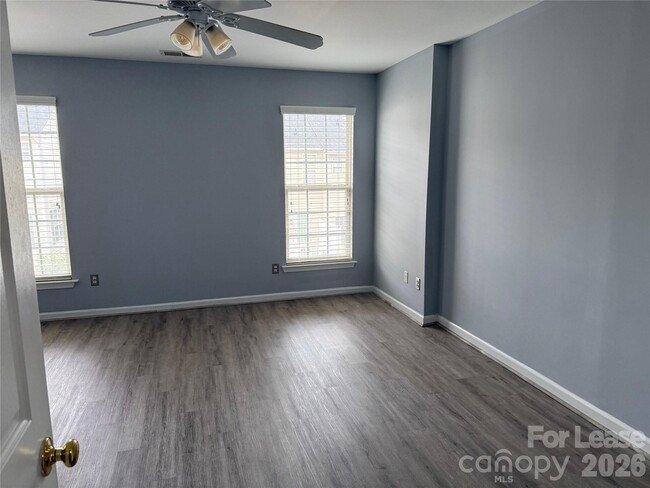 Building Photo - 11814 Chelton Ridge Ln