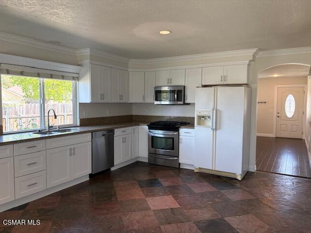 Building Photo - 4395 Butterfield Ln