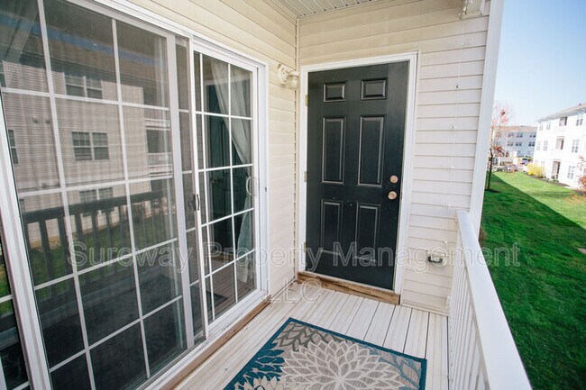 Building Photo - 87 Highbridge Ln