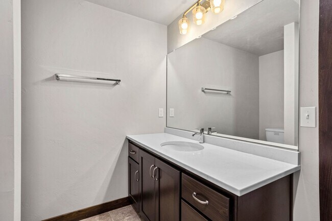 Building Photo - 4826 N Marlo Wy