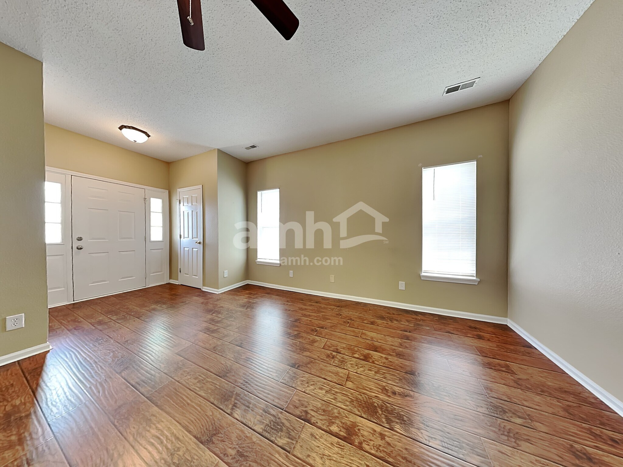 Building Photo - 1472 Egret Ln