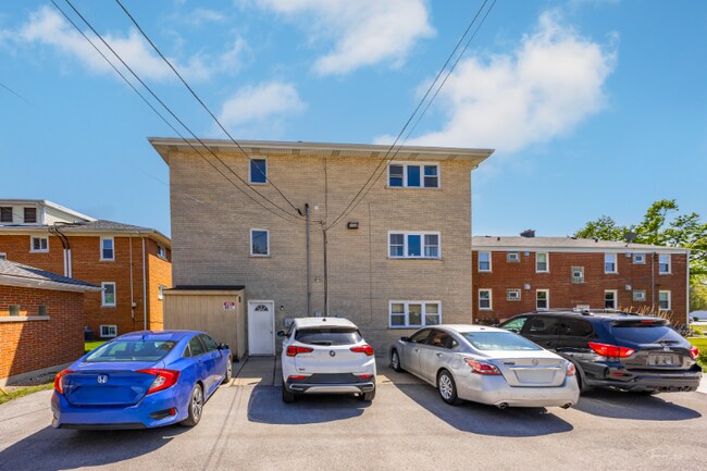 Building Photo - 1509 E 31st St