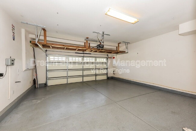 Building Photo - 17007 Raven St