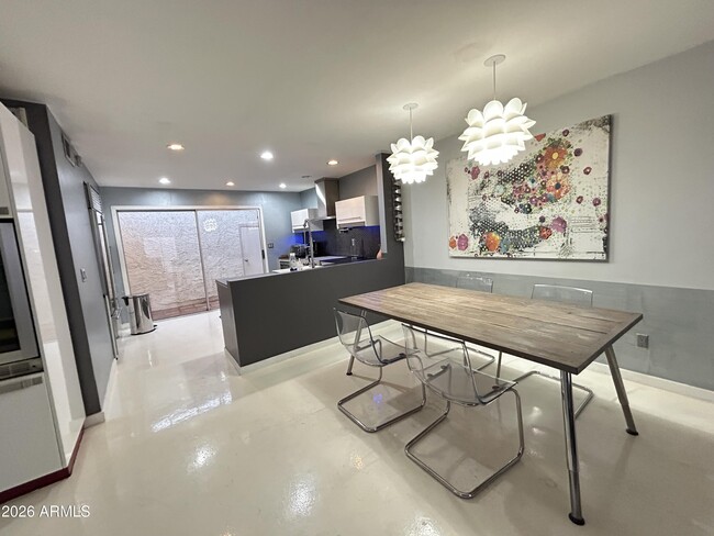 Building Photo - 4601 N 73rd St