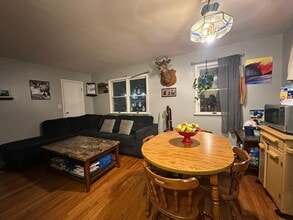 Building Photo - 565 Keller Ave