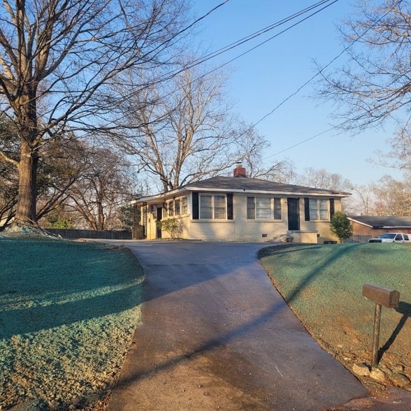 Building Photo - 3152 Corley St NW