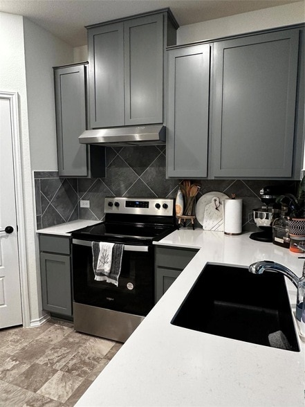 Building Photo - 7311 Gray Catbird Dr