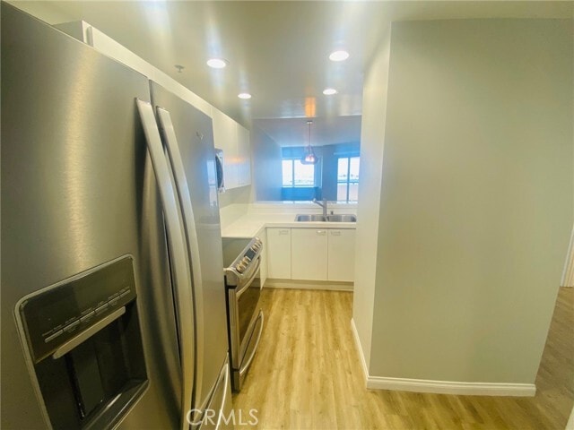 Building Photo - 525 E Seaside Way