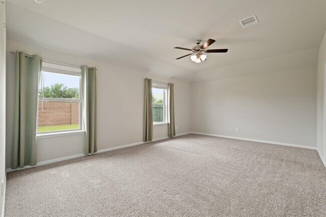 Building Photo - 21047 Warrender Terrace Ln