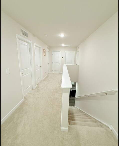 Building Photo - 3309 Thorpe Rd