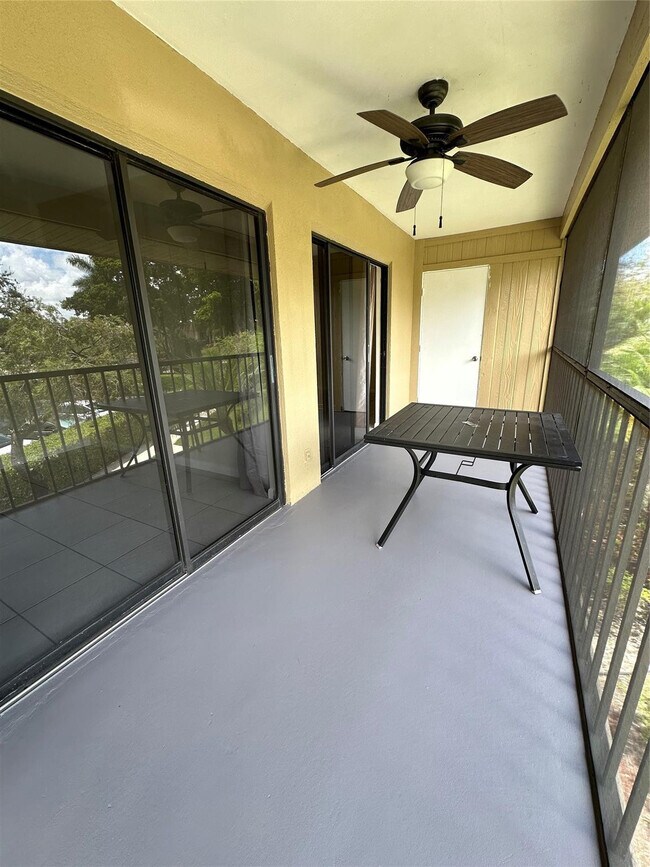 Building Photo - 15484 Lakes of Delray Blvd