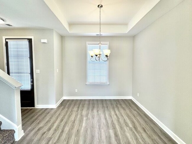 Building Photo - Now Leasing a 4-Bedroom 2.5 Bath Home in M...