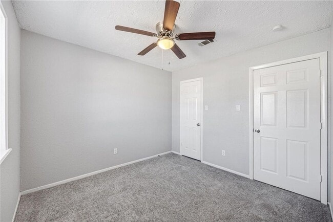 Building Photo - Welcome to this fully remodeled 4/2/2 brick home near Lake Conroe! With new AC/heat, roof, water ...