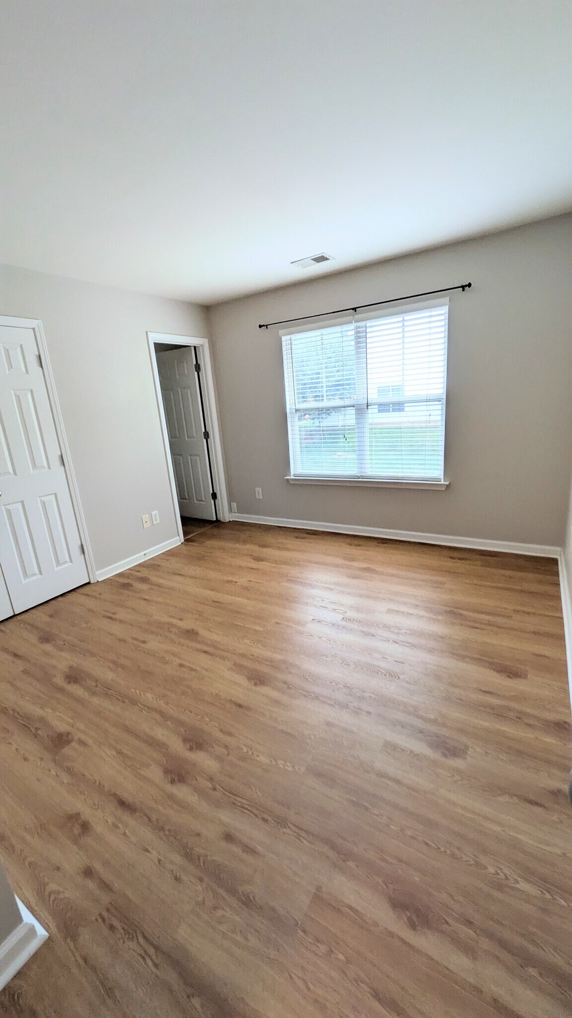 Bedroom 2 - 3381 Weston St