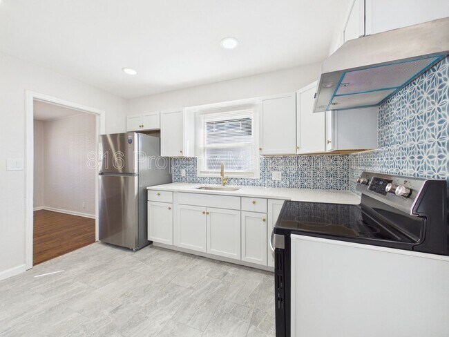 Building Photo - 4730 Richmond Ave