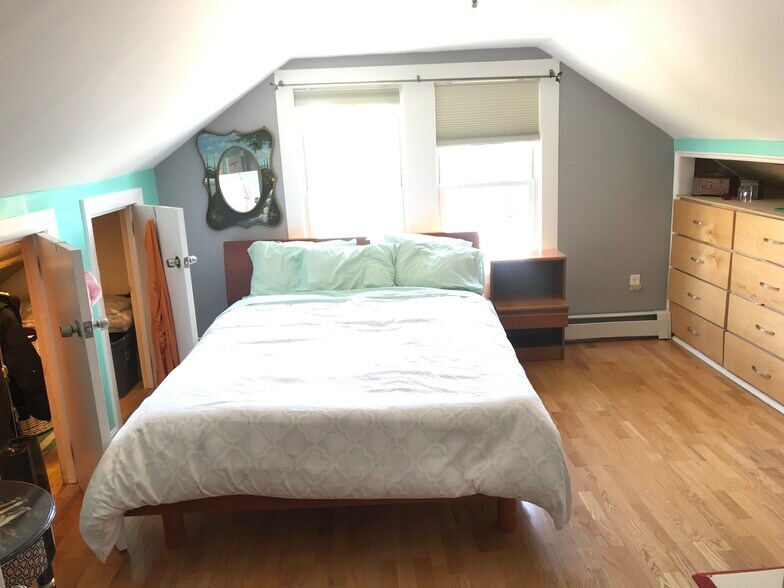 Building Photo - 87 Union St