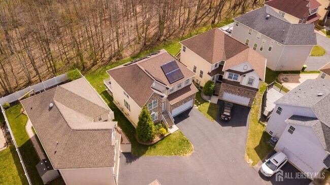 Building Photo - 460 Morning Glory Dr
