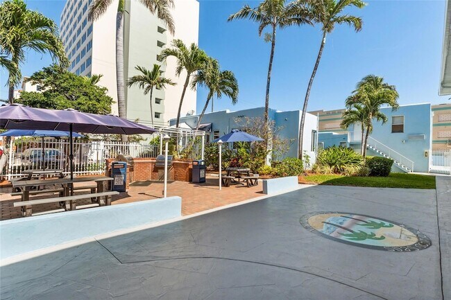 Building Photo - 310 Harrison St